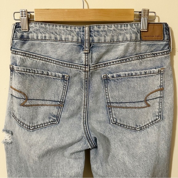 American Eagle Tomgirl Womens Distressed Jeans Button Fly Size 2 - Picture 7 of 12